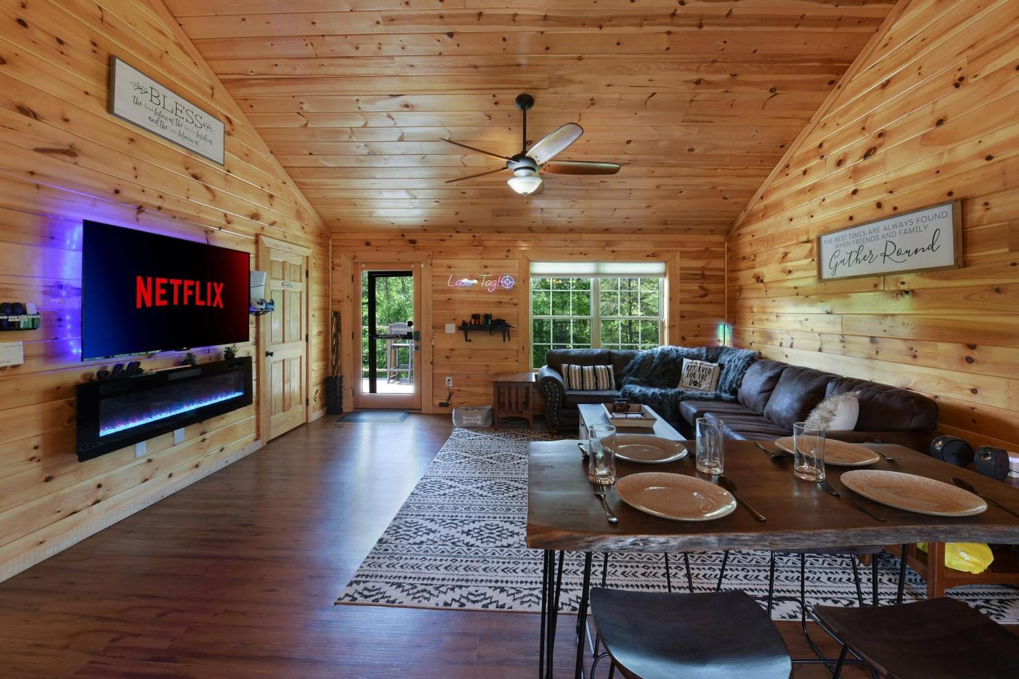 Enchanted Forest Cabin And Teepee! Lights & Laser Show! Private Hot Tub! Unique Stay! Sevierville Kültér fotó